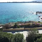 Casa Sugli Scogli