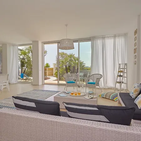 Villa Casa Sugli Scogli Fontane Bianche